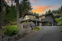 4375 WOODCREST ROAD - thumbnail 1
