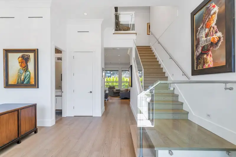 16683 18B AVENUE - photo 4 of 40