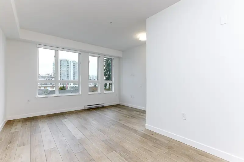 308 4933 CLARENDON STREET - photo 3 of 25