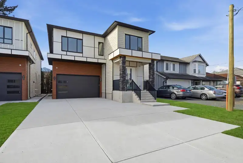 45122 WATSON ROAD - photo 1 of 38
