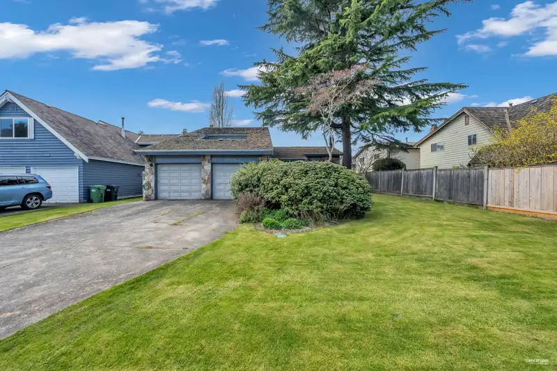 7651 WILLOWFIELD DRIVE - photo 1 of 24