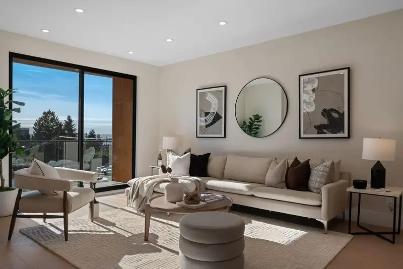 504 E 5TH STREET - photo 4 of 40