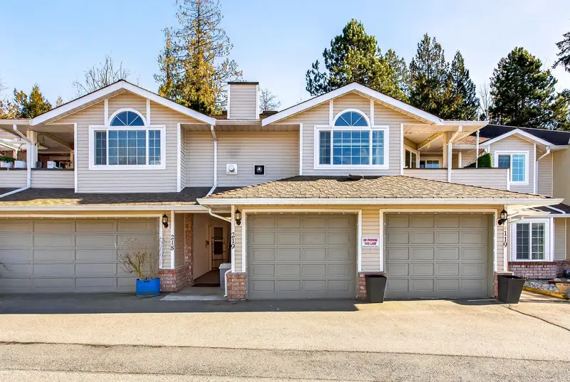 219 22515 116 AVENUE - photo 1 of 25