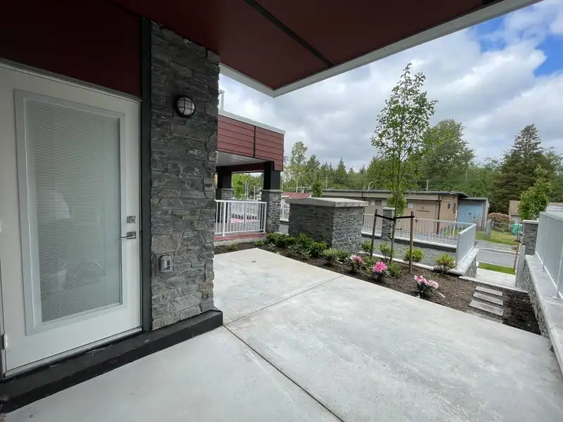 107 14225 103A AVENUE - photo 1 of 7