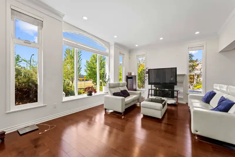 1199 W 43RD AVENUE - photo 2 of 40