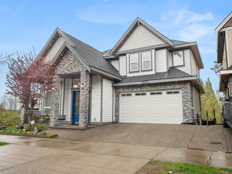 14133 61 AVENUE - photo 2 of 39