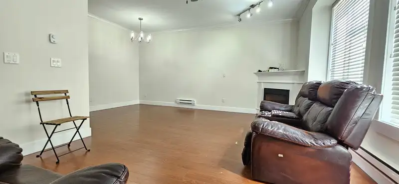 57 7156 144 STREET - photo 2 of 29