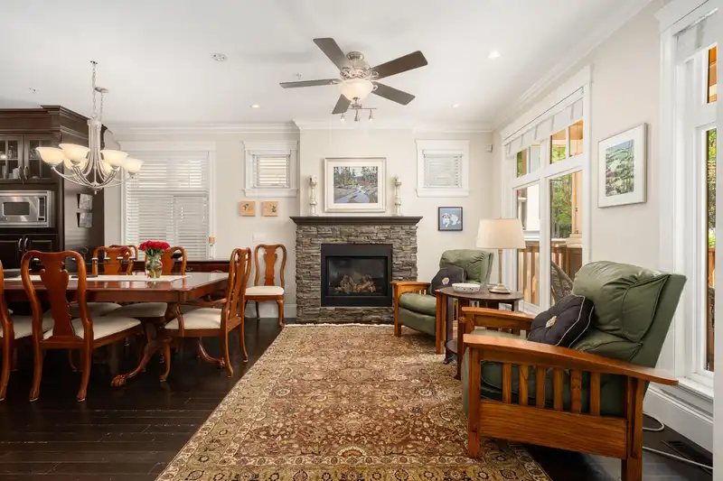 2345 W 8TH AVENUE - photo 4 of 40