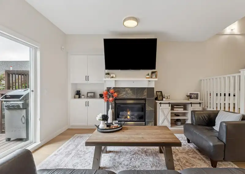 139 2000 PANORAMA DRIVE - photo 3 of 38