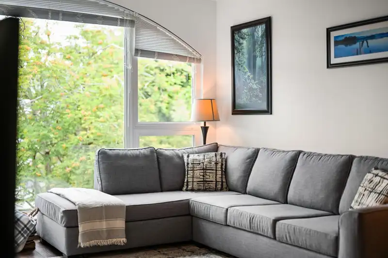 309 15809 MARINE DRIVE - photo 3 of 26