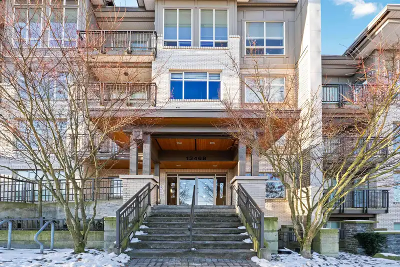 111 13468 KING GEORGE BOULEVARD - photo 2 of 30