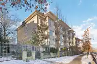 111 13468 KING GEORGE BOULEVARD - thumbnail 5