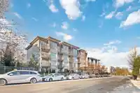 111 13468 KING GEORGE BOULEVARD - thumbnail 6