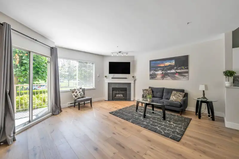 105 5489 201 STREET - photo 4 of 27