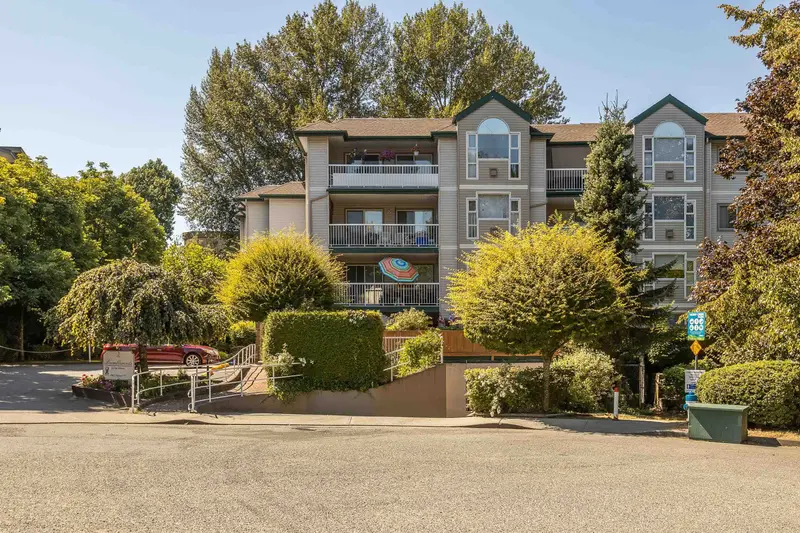 408 2963 NELSON PLACE - photo 2 of 25