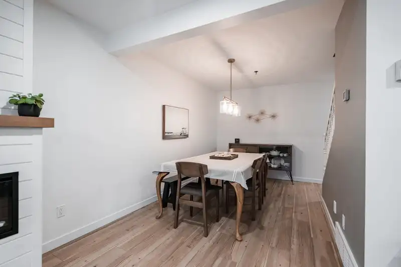 14 19051 119 AVENUE - photo 4 of 40