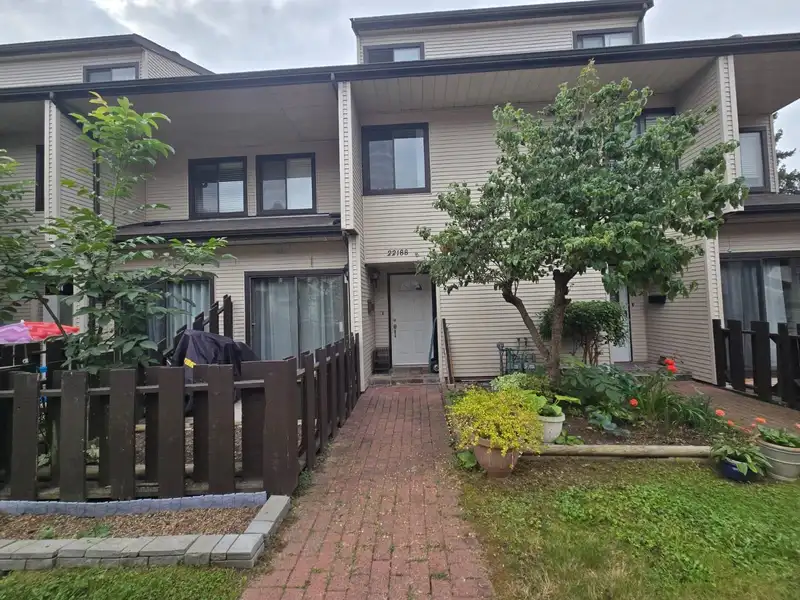 22188 122 AVENUE - photo 1 of 14