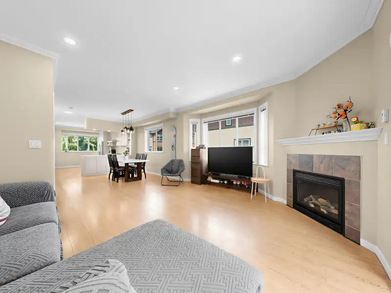 36 9440 FERNDALE ROAD - photo 3 of 21