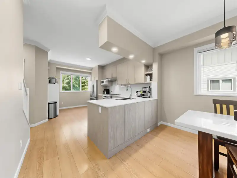 36 9440 FERNDALE ROAD - photo 4 of 21