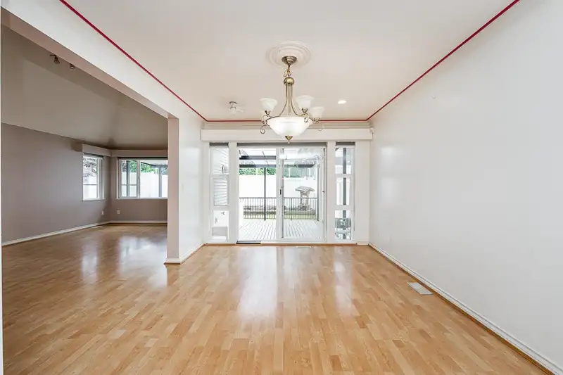 59 13918 58 AVENUE - photo 4 of 27