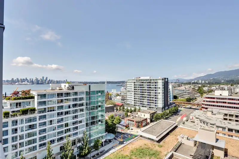 1406 138 ESPLANADE AVENUE - photo 2 of 14