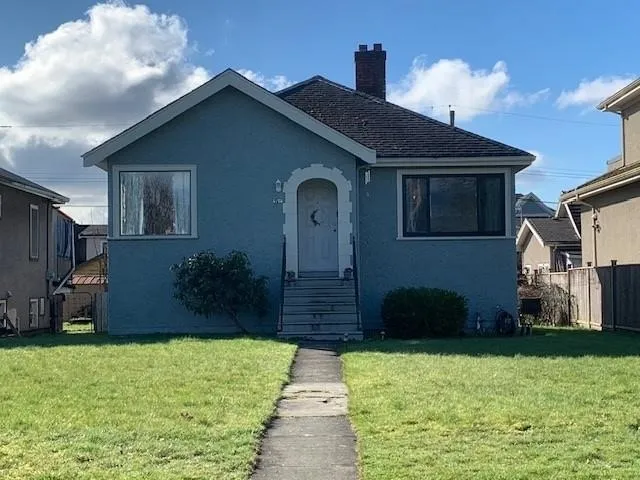 3178 E PENDER STREET - photo 2 of 2