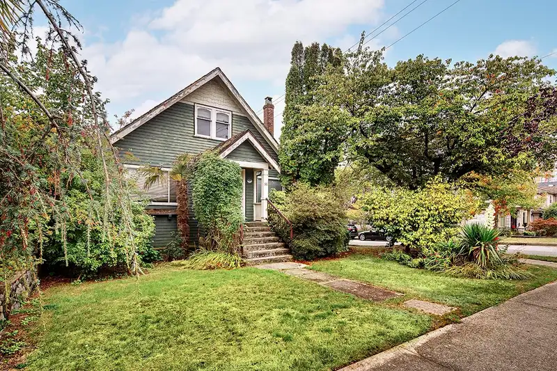 96 W 40TH AVENUE - photo 1 of 28
