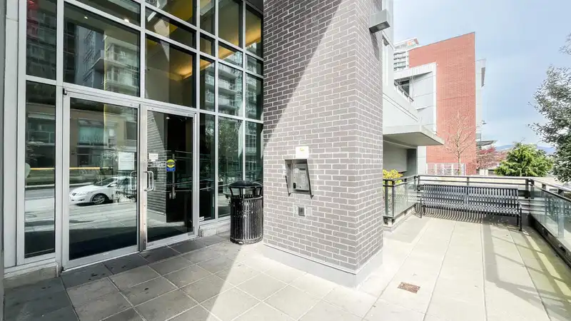 2903 13325 102A AVENUE - photo 3 of 23