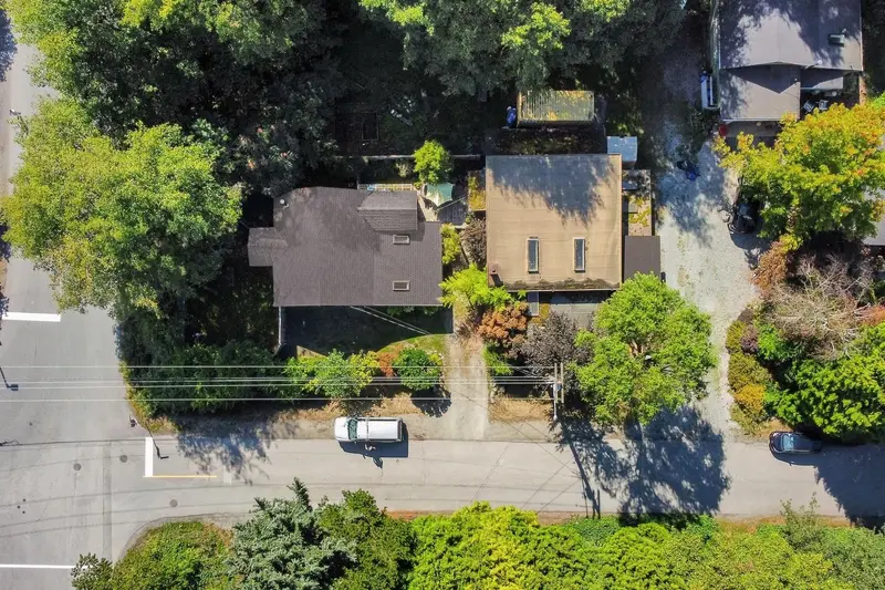 37791 THIRD AVENUE - photo 2 of 25