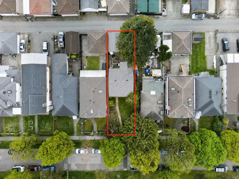 2112 E 46TH AVENUE - photo 1 of 19