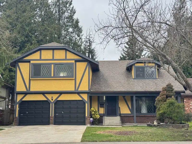 1781 SOUTHMERE CRESCENT - photo 1 of 12
