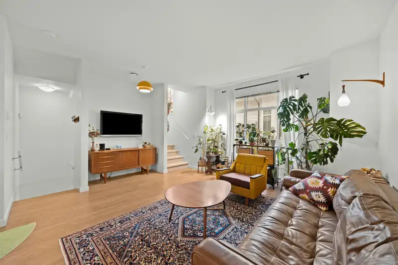 702 16433 WATSON DRIVE - photo 4 of 32