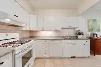49 650 ROCHE POINT DRIVE - thumbnail 13