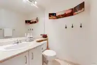 49 650 ROCHE POINT DRIVE - thumbnail 25