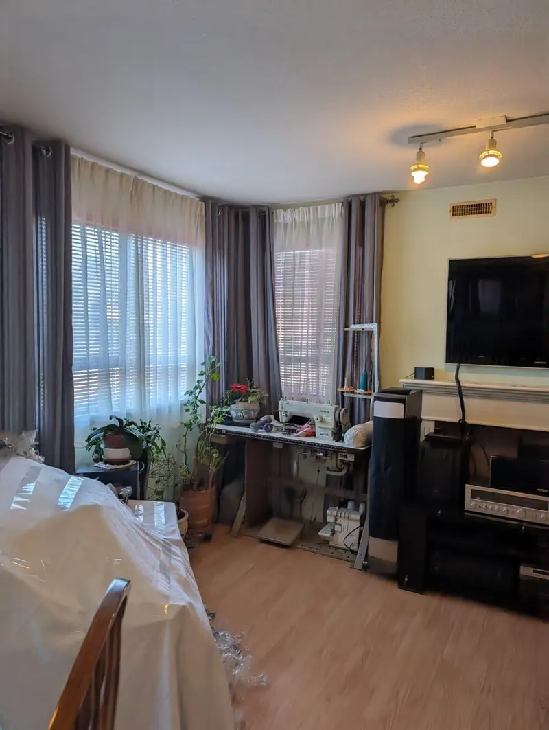 203 4950 JOYCE STREET - photo 3 of 14