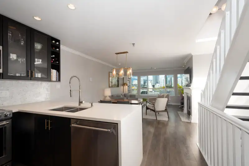 307 1166 W 6TH AVENUE - photo 2 of 28