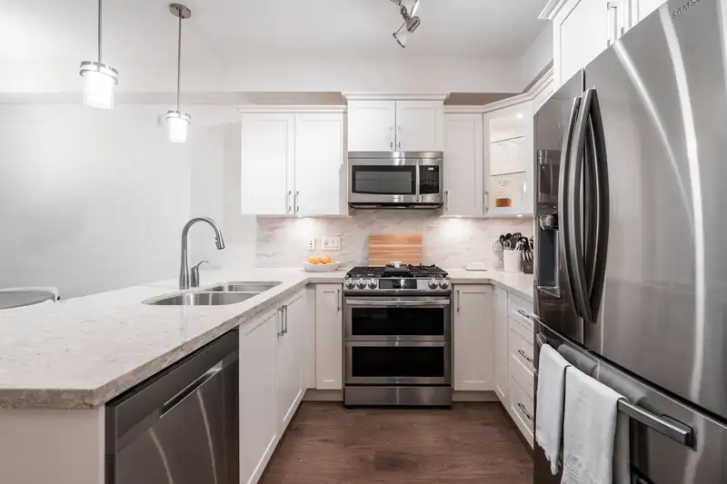 211 3535 146A STREET - photo 3 of 38