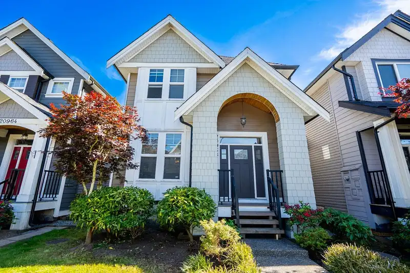 20958 80A AVENUE - photo 1 of 37