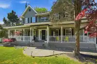 9899 181 STREET - thumbnail 3