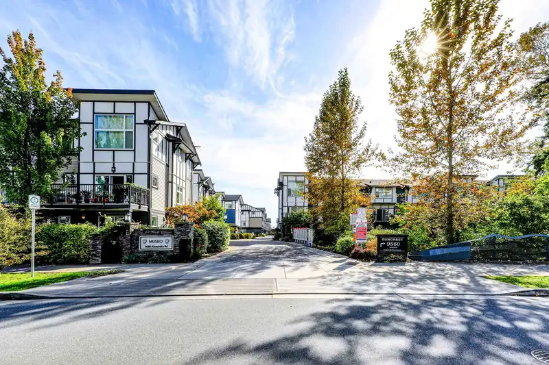 96 9680 ALEXANDRA ROAD - photo 1 of 40