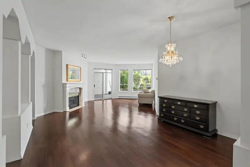 117 8700 JONES ROAD - photo 4 of 33