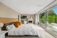 1360 QUEENS AVENUE - thumbnail 8