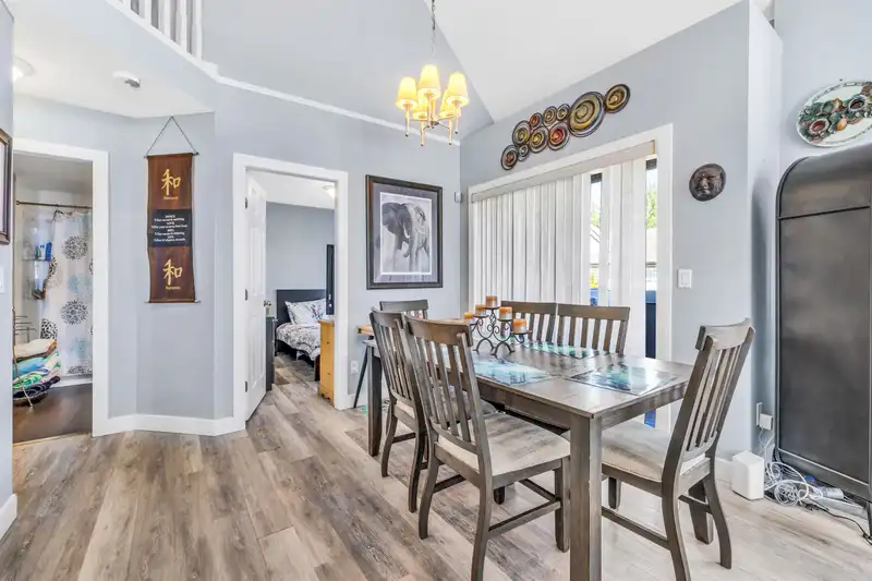 310 12088 66 AVENUE - photo 4 of 19