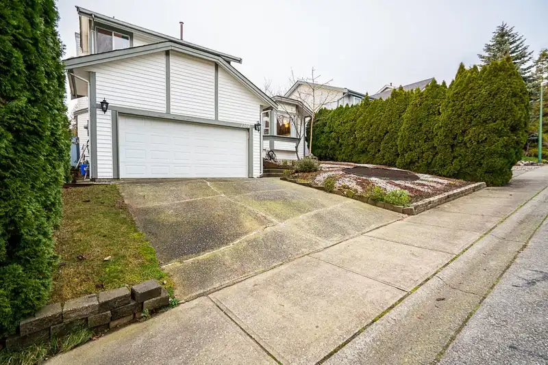 1300 FRANKLIN STREET - photo 2 of 37