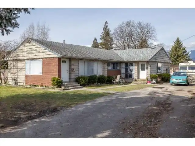 46169 BROOKS AVENUE - photo 1 of 5