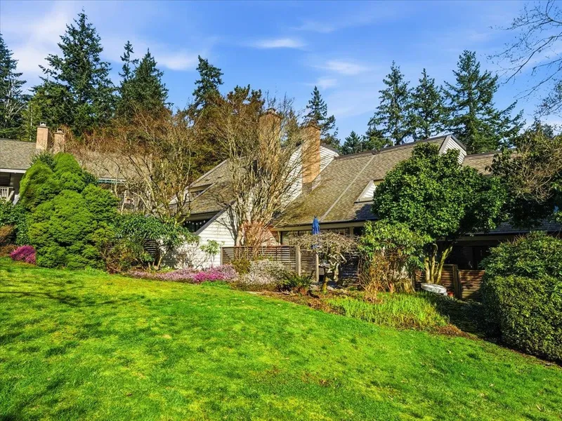 15 4957 MARINE DRIVE - photo 3 of 25