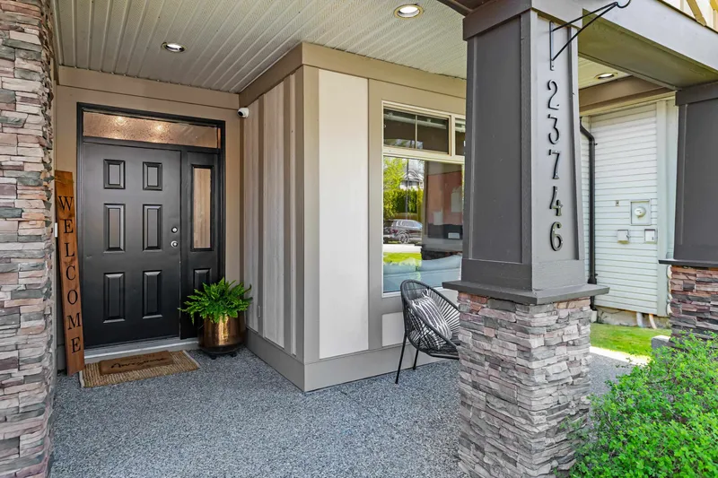 23746 110 AVENUE - photo 4 of 25