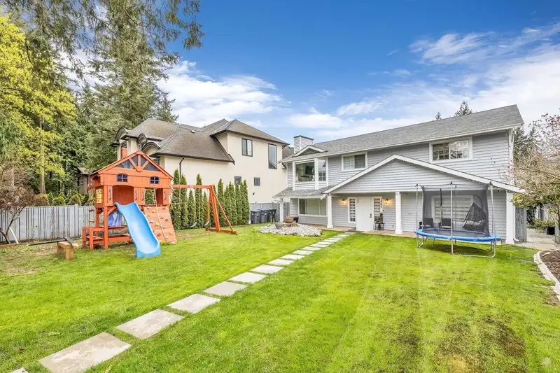 1965 128 STREET - photo 3 of 38