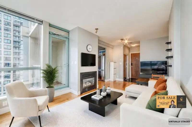 1003 1238 BURRARD STREET - photo 2 of 19
