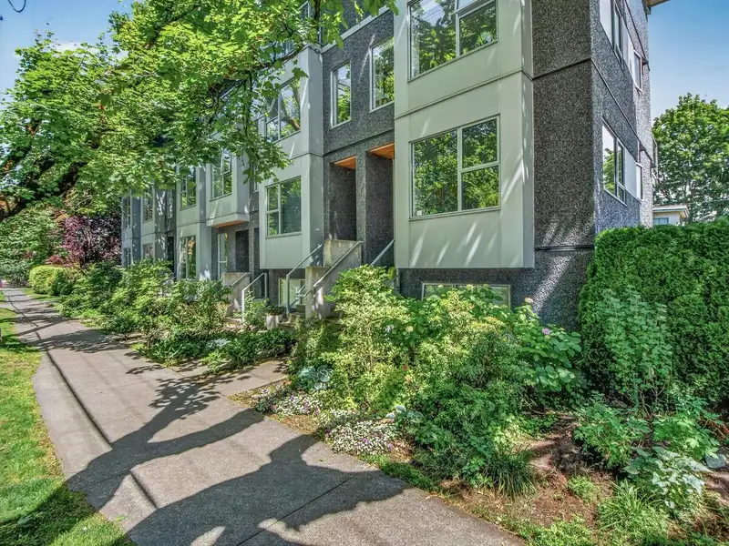 3096 QUEBEC STREET - photo 1 of 33